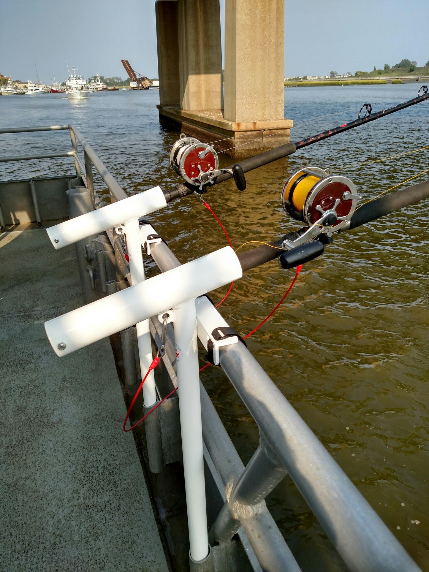 REEL SAFE CHARTER HEAD BOAT Rod Holders